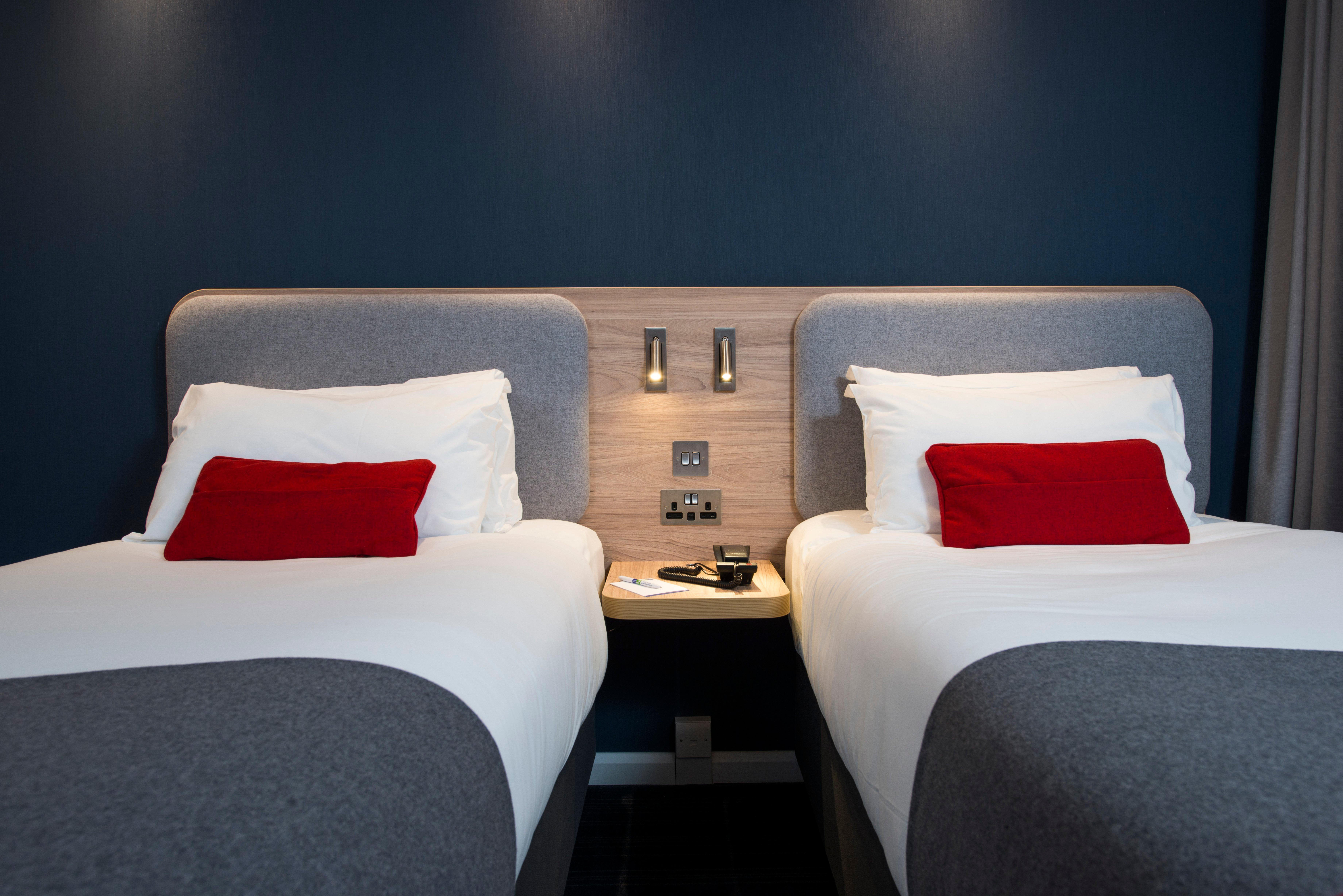 Holiday Inn Express London - Dartford By Ihg Exterior foto