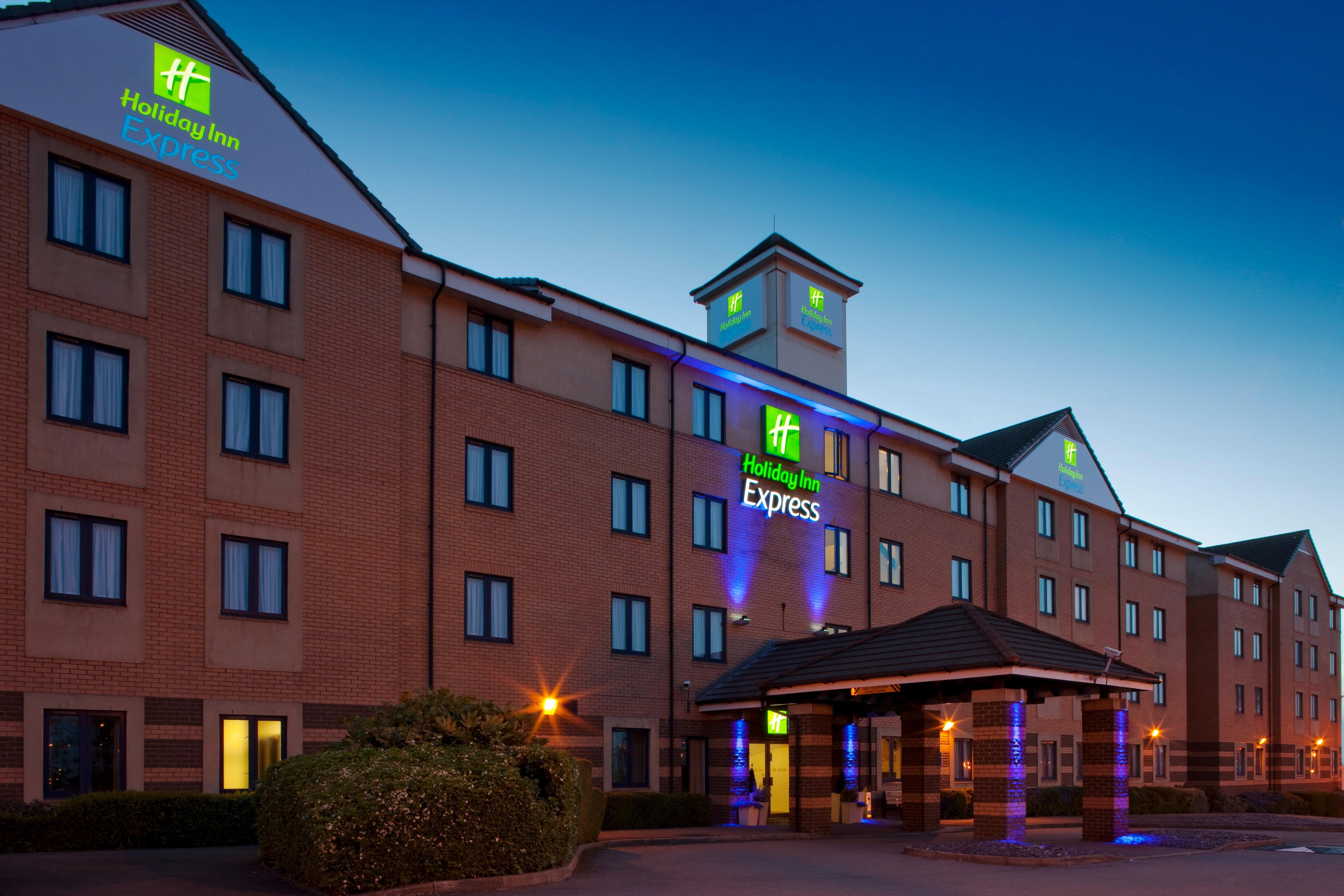 Holiday Inn Express London - Dartford By Ihg Exterior foto