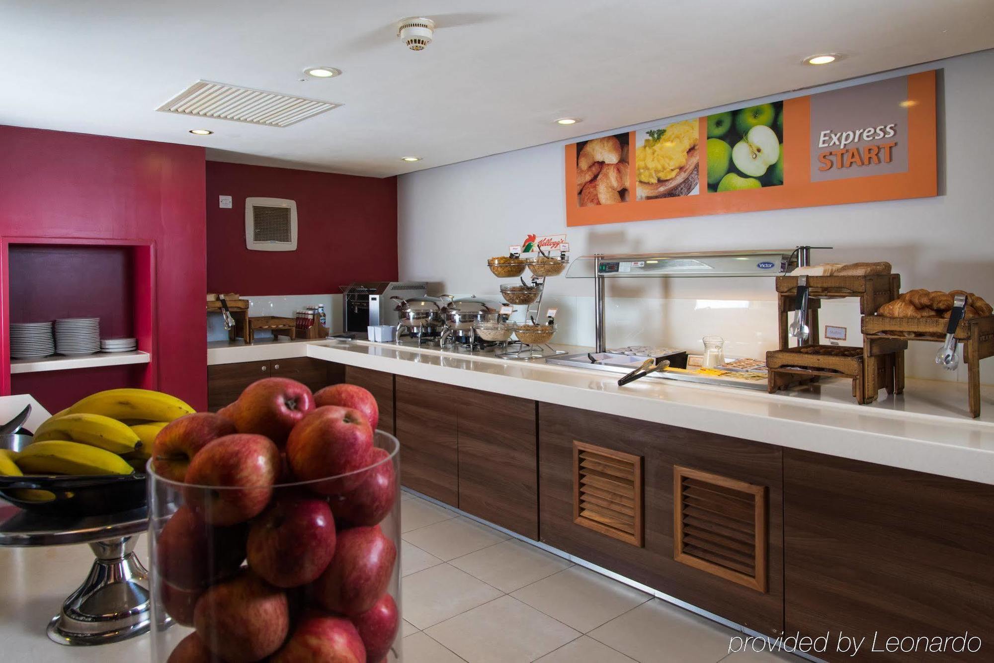 Holiday Inn Express London - Dartford By Ihg Exterior foto