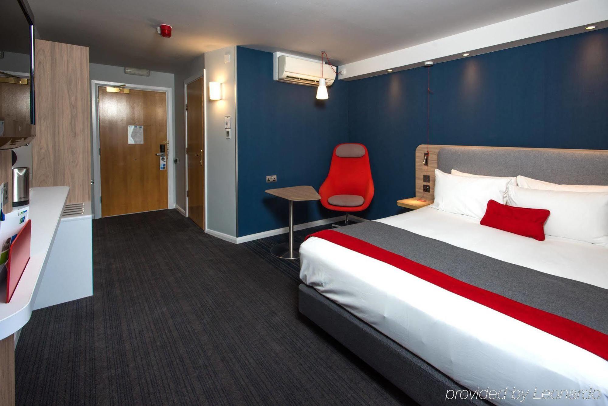 Holiday Inn Express London - Dartford By Ihg Exterior foto
